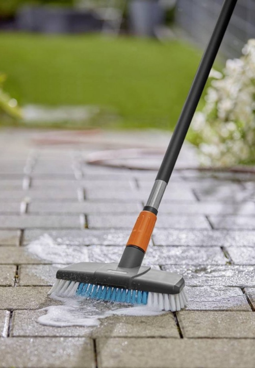 Bezems en onkruidstekers Gardena | deOosteindeOnline.nl Bezems en onkruidstekers Gardena | deOosteindeOnline.nl