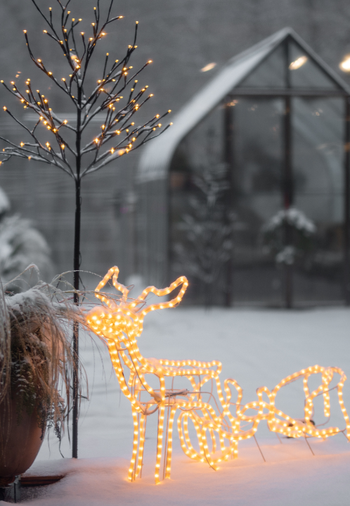 Alles voor kerst koop je op deOosteindeOnline.nl, zoals decoratieve kerstverlichting.