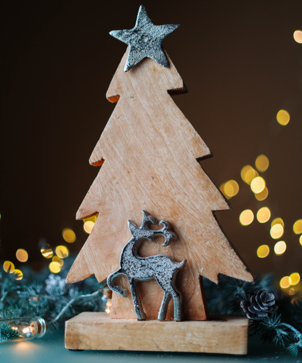 Alles voor kerst koop je op deOosteindeOnline.nl! Ontdek houten kerstversiering. Alles voor kerst koop je op deOosteindeOnline.nl! Ontdek houten kerstversiering.