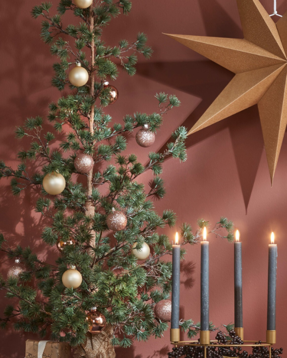 Kunstkerstboom kopen? deOosteindeOnline.nl